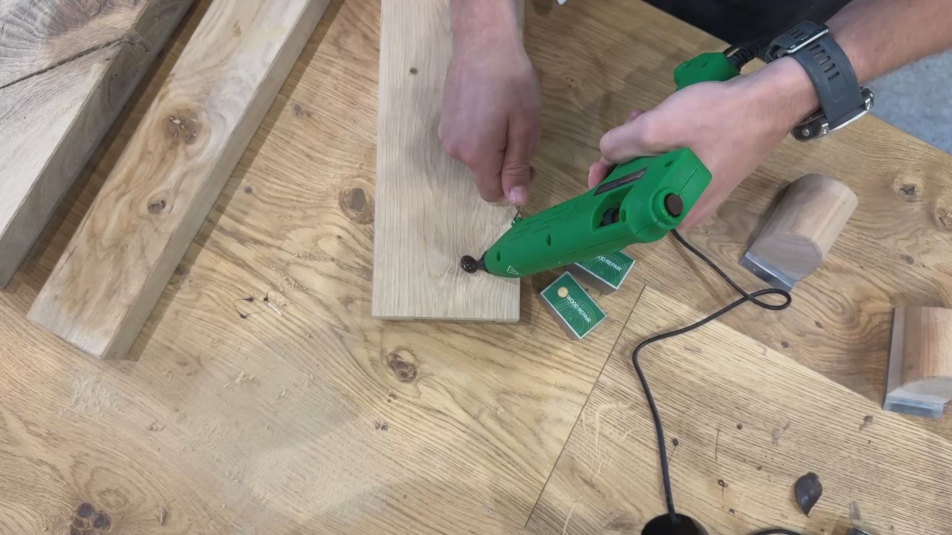 Wood Repair WR 180 Knot Filler Gun in use